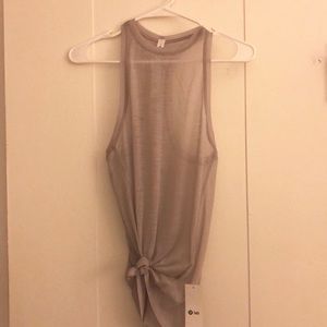 NWT Nai Lululemon Tank Light Chrome Size 4